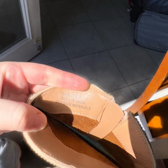 Corkys Silver Tan Ankle Booties. NEVER WORN 🔥 - Picture 6 of 8